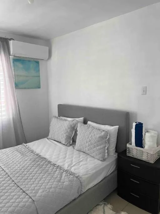 Cozy Two Full Bedrooms Apartment 13 San Juan 0*,